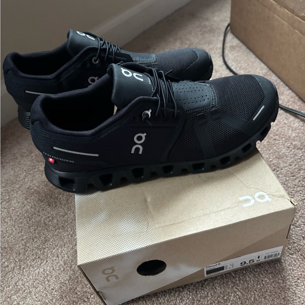 On Running Men's Black Sneakers